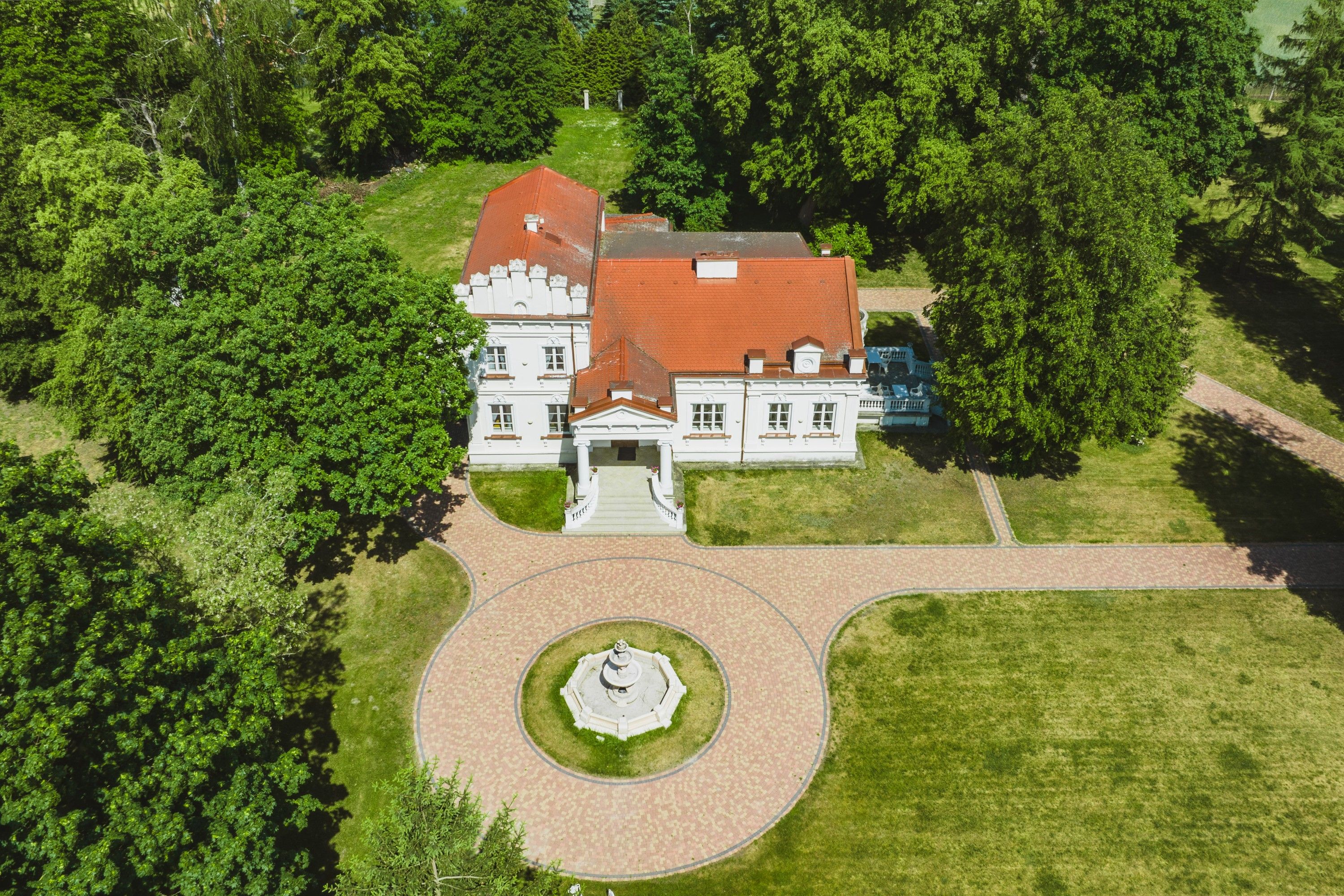 Billeder Palads med park nær Warszawa