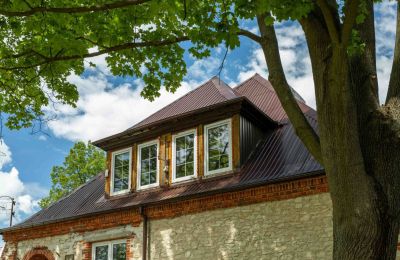 Historisk villa til salg Piaski, Wolności 19, województwo łódzkie, Detaljer