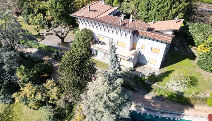Historisk villa till salu Belgirate, Piemonte,  Italien