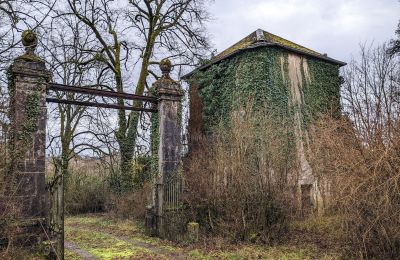 Slot til salg Besançon, Bourgogne-Franche-Comté, Portal