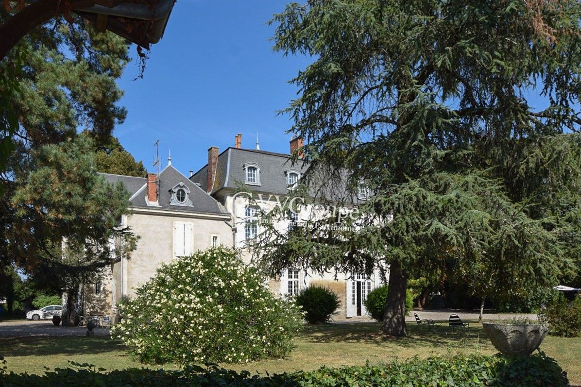Billeder Herregård med privat beliggenhed i Villeneuve-sur-Lot