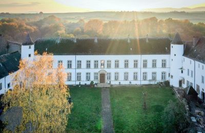 Slot Roussy-le-Bourg, Grand-Est
