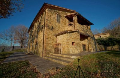 Landhus til salg 06029 Valfabbrica, Umbria, Billede 27/49