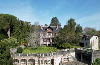Historisk villa til salg Bagnères-de-Bigorre, Occitanie, Udvendig visning