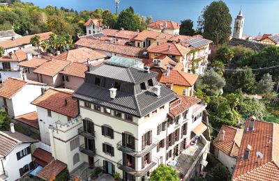 Charakter-Immobilien, Elegantes 175 m² großes Apartment in historischer Villa in Verbania Antoliva am Lago Maggiore