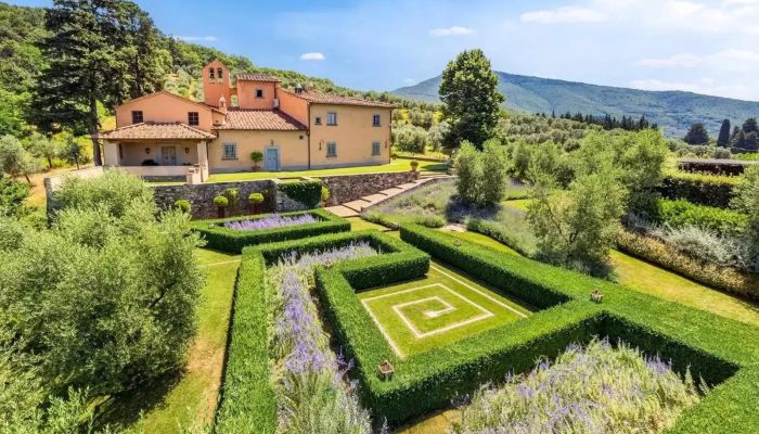 Kloster kaufen Calenzano, Toskana,  Italien