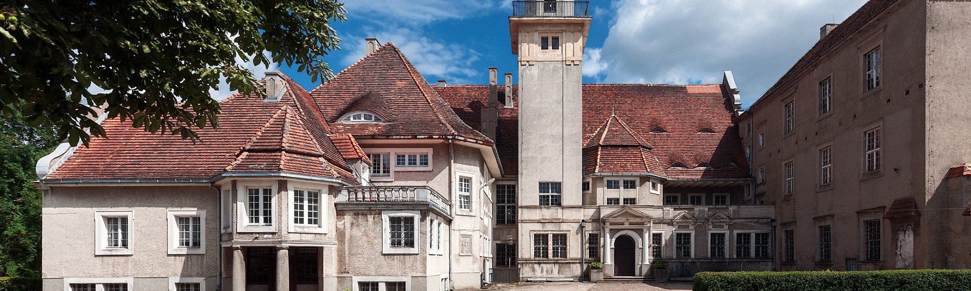 Fotos Westpommern:  Käufer für Schloss in Płoty gesucht