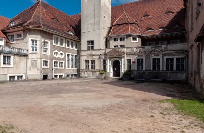 Västra Pommern:  Köpare sökes till slott i Płoty, Bild 4