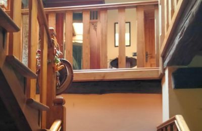 Landhus til salg Melide, Cabazás, Galicien, Trappe