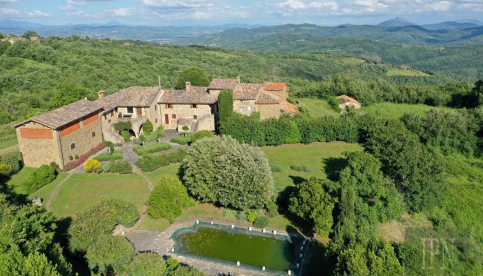 Landhus til salg Città di Castello, Umbria,  Italien