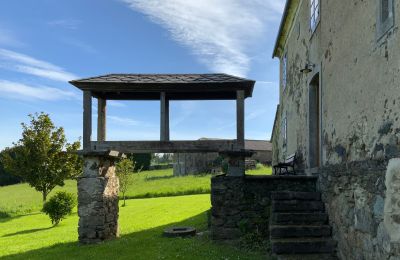 Lantgård till salu Moeche, Sta Cruz de Moeche, Galicien, Hórreo
