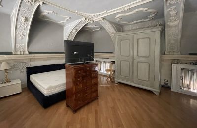 Historische Villa kaufen Italien, Foto 43/48
