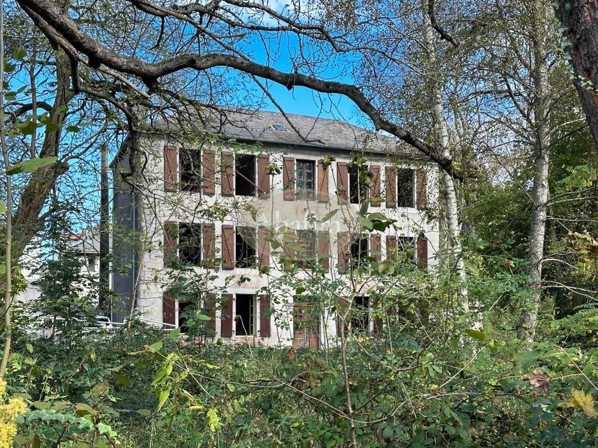 Billeder Gammel mølle med karakter til renovering