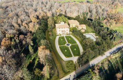 Historisk villa til salgs Pontedera, Toscana, Tomt