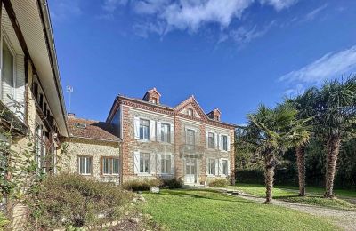 Landhus til salg Trie-sur-Baïse, Occitanie, Billede 2/30