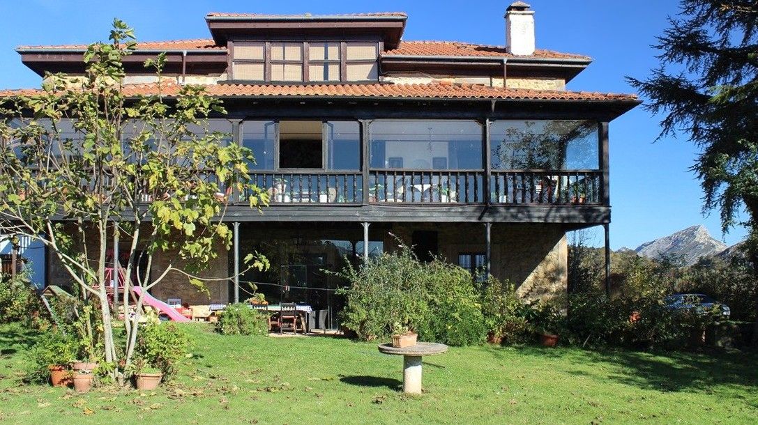 Fotos Authentisches Casona in Asturien mit Bergpanorama