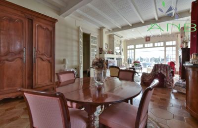 Historisk villa til salg Bussac-sur-Charente, Nouvelle-Aquitaine, Billede 4/33