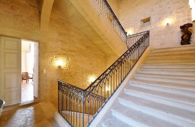 Slot til salg Uzès, Occitanie, Trappe