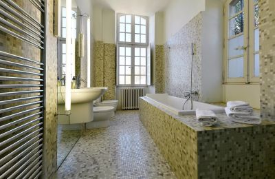 Slot til salg Uzès, Occitanie, Badeværelse