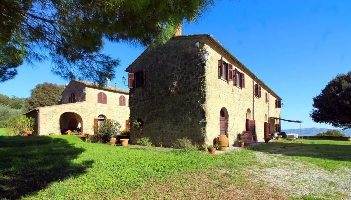 Landhus til salg Montecatini Val di Cecina, Toscana,  Italien