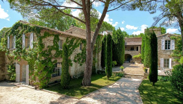  Uzès 2