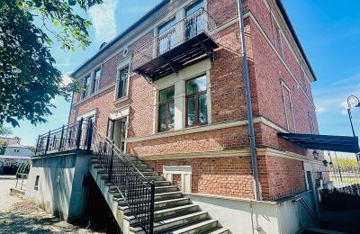 Historisk villa til salgs Radomsko, Kolejowa  2, województwo łódzkie, Sidevisning