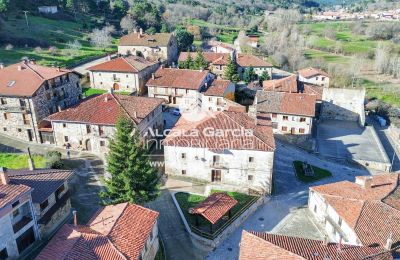 Herregård til salg Molinos de Duero, Castilla y León, Dronefoto