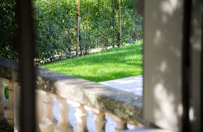 Historisk villa til salg Uzès, Occitanie, Udsigt