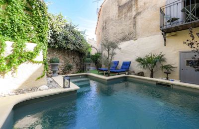 Historisk ejendom til salg Uzès, Occitanie, Pool