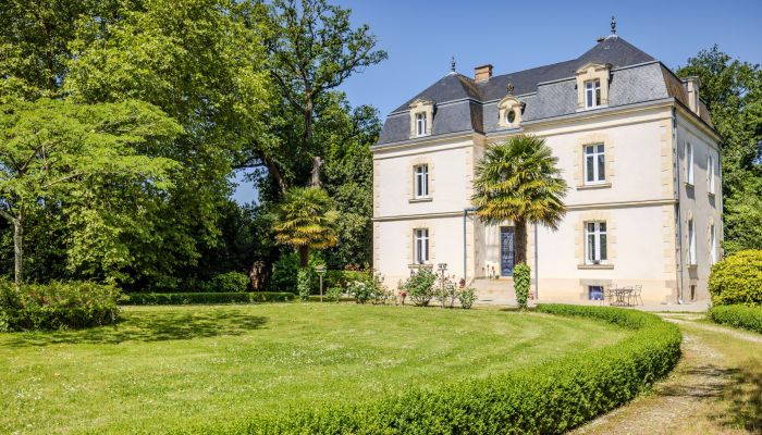Historisk villa till salu Challans, Pays de la Loire,  Frankrike