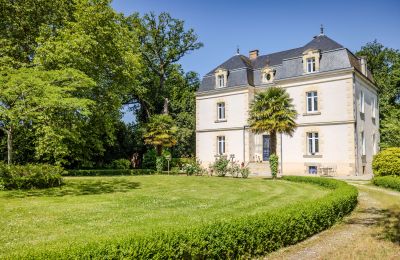 Historisk villa till salu Challans, Pays de la Loire, Bild 1/15