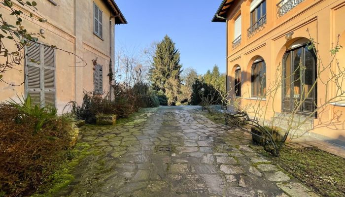 Historisk villa til salg Castelletto Sopra Ticino, Piemonte,  Italien
