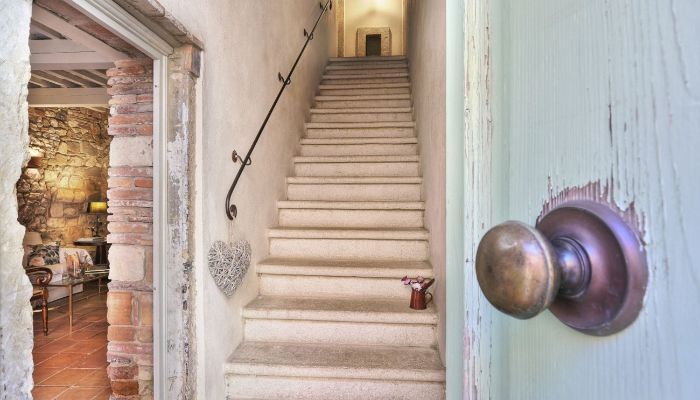 Byhus til salg Rosignano Marittimo, Toscana,  Italien