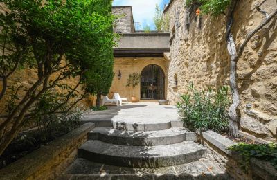 Historisk eiendom til salgs Vers-Pont-du-Gard, Occitanie, Bilde 1/31