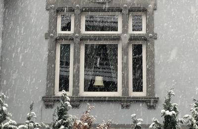 Historisk villa til salg 58762 Altena, Bachstraße 66, Nordrhein-Westfalen, Fenster Wohnzimmer EG 