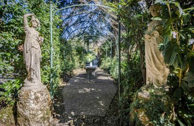 Historisk villa Longone al Segrino, Lombardiet