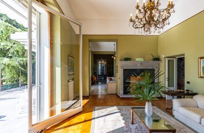 Historisk villa til salg Longone al Segrino, Lombardiet, Stueområde