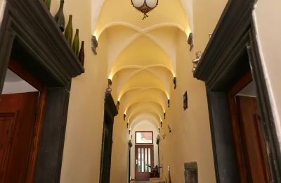 Byhus till salu Kremnica, Kutnohorská 2, Banskobystrický kraj, Bild 2/13
