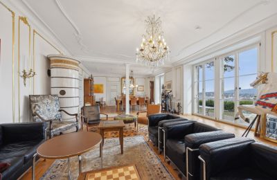 Historisk villa kaufen Biel/Bienne, Alpenstrasse 95, Bern/Berne, Eindrückliches Wohnzimmer mit Weitsicht und grosser Terrasse