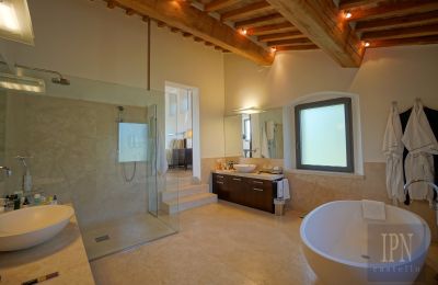 Landhus til salg 06060 Lisciano Niccone, Umbria, Billede 41/48