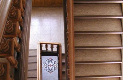 Historisk villa til salg Neustadt an der Weinstraße, Rheinland-Pfalz, Massive Holztreppe