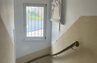 Historisk villa til salg Neustadt an der Weinstraße, Rheinland-Pfalz, Treppe im Nebengebäude