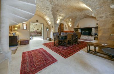 Historisk ejendom til salg Aigaliers, Occitanie, Billede 3/24