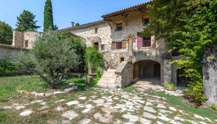  Uzès 3