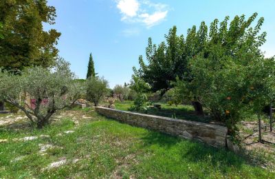 Historisk ejendom til salg Uzès, Occitanie, Have