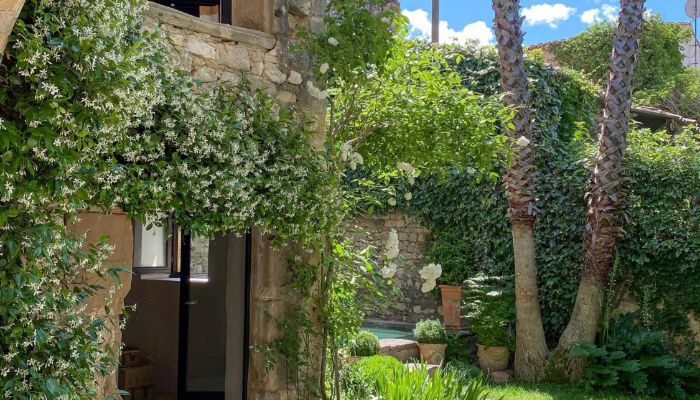  Uzès 3
