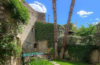 Historisk ejendom til salg Uzès, Occitanie, Billede 2/34