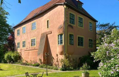 Historiske ejendomme, Vandborgen Turow i Tyskland – historisk ejendom med 19 hektar jord
