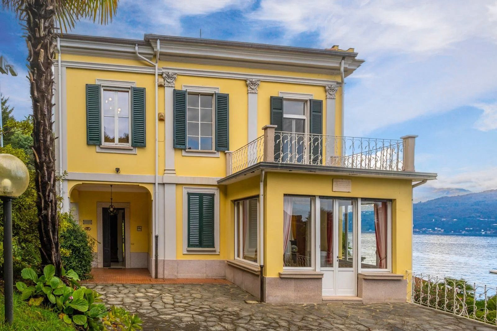 Billeder Historisk villa i Baveno med udsigt over Lago Maggiore og privat park