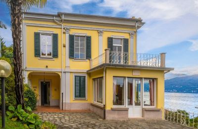 Historisk villa til salg Baveno, Piemonte, Indgang